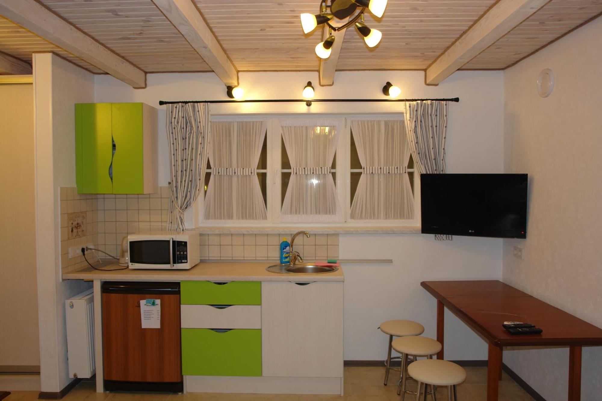 Hotel Sicilia Chernomorsk Exterior photo