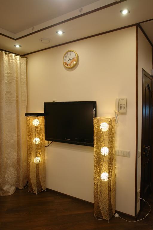Hotel Sicilia Chernomorsk Exterior photo