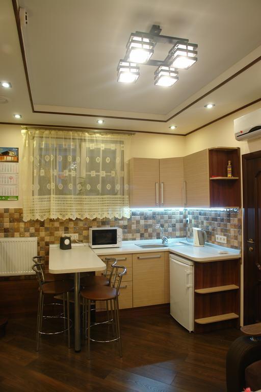 Hotel Sicilia Chernomorsk Exterior photo
